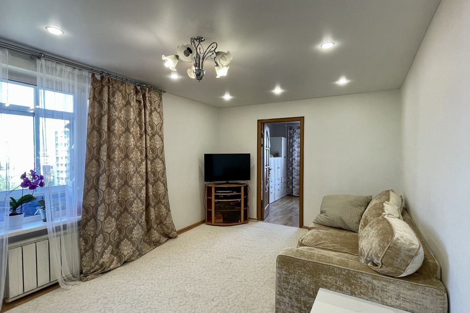 Продаётся 3-комнатная квартира, 65 м²