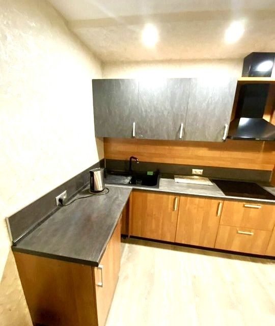 Продаётся 1-комнатная квартира, 42.9 м²