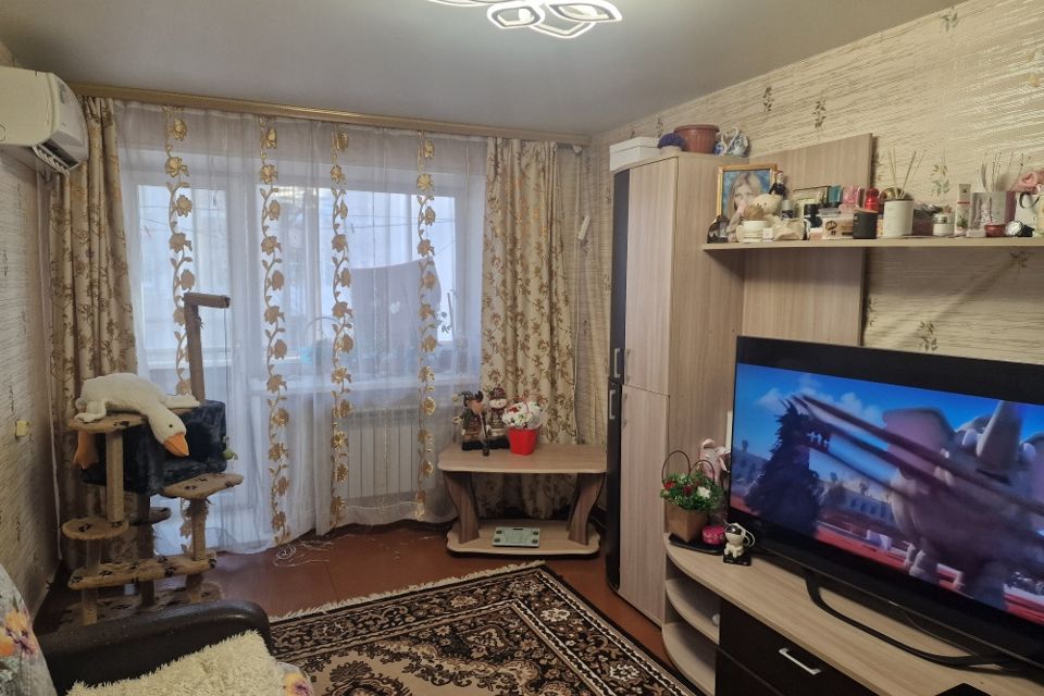 Продаётся 3-комнатная квартира, 57.8 м²