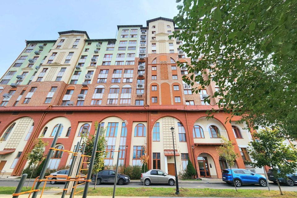 Продаётся 2-комнатная квартира, 61.7 м²