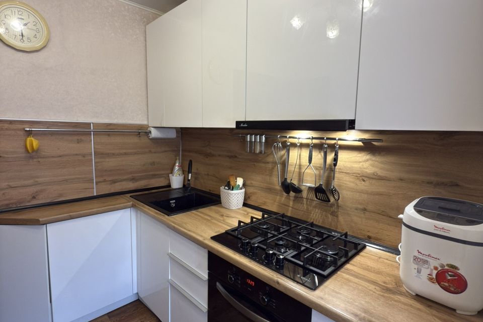 Продаётся 3-комнатная квартира, 59.5 м²