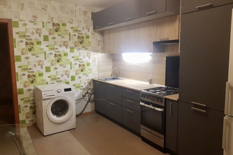 Продаётся 3-комнатная квартира, 81.4 м²