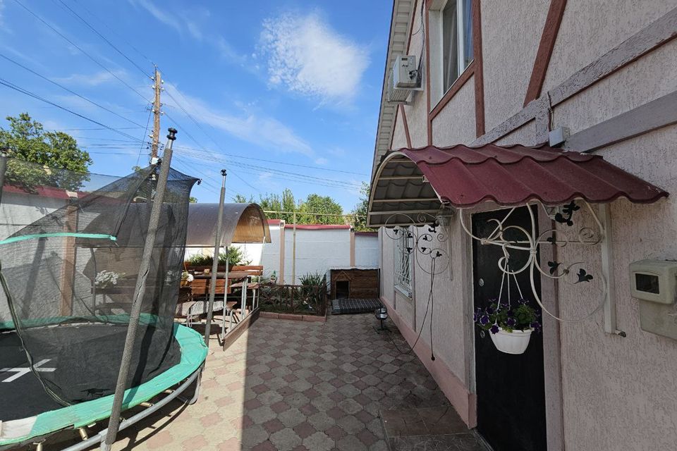 Продаётся 2-этажный дом, 113 м²