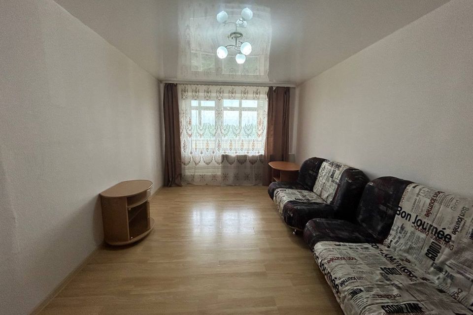 Продаётся 1-комнатная квартира, 42 м²