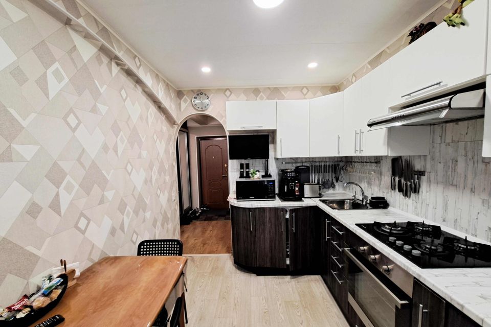 Продаётся 1-комнатная квартира, 30.8 м²