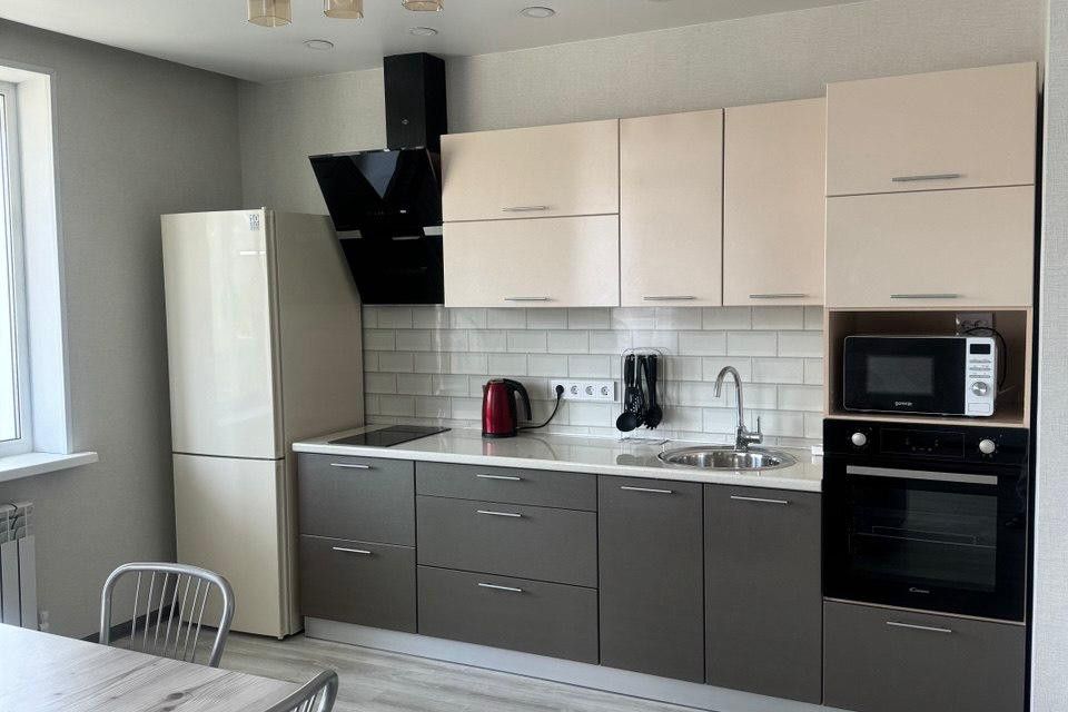 Продаётся 1-комнатная квартира, 56.6 м²