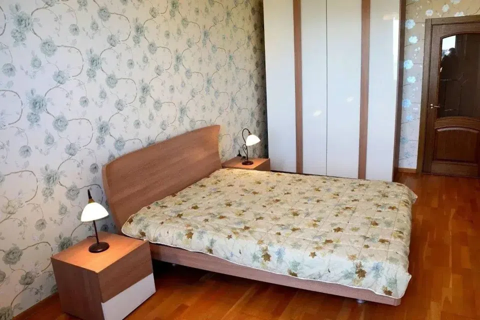 Продаётся 2-комнатная квартира, 82.6 м²