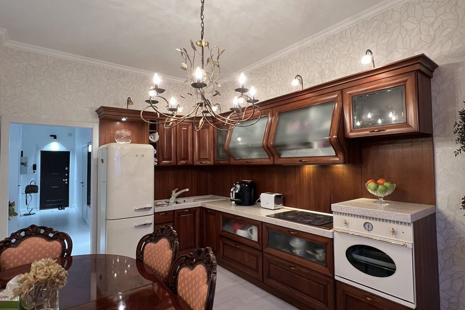 Продаётся 2-комнатная квартира, 68.1 м²