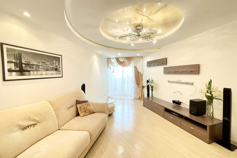 Продаётся 2-комнатная квартира, 65 м²