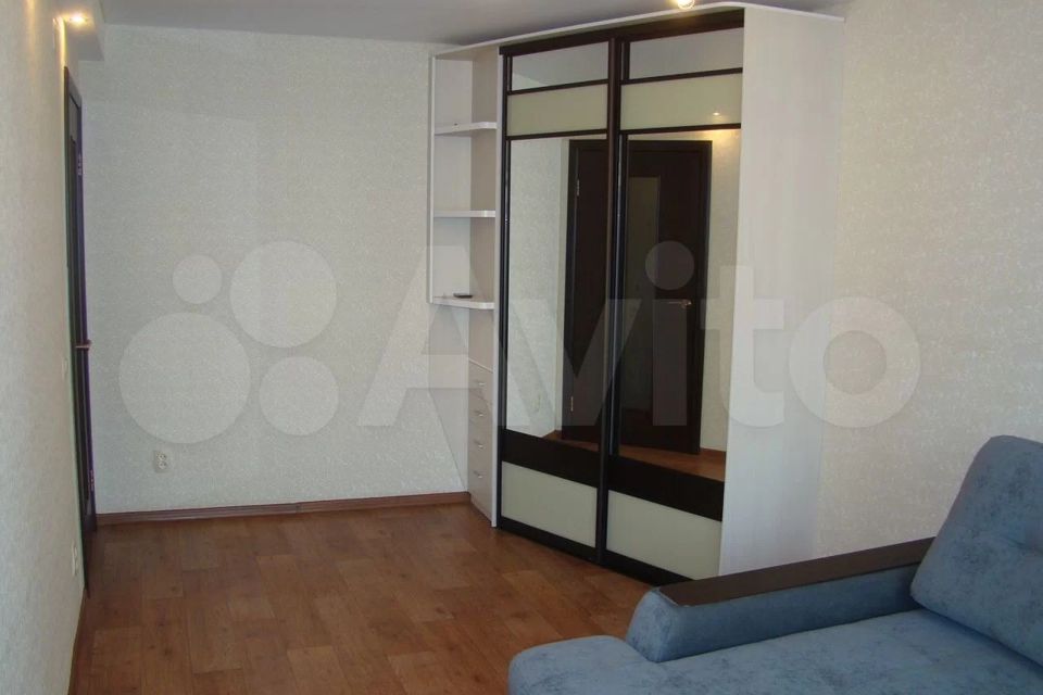 Продаётся 2-комнатная квартира, 42.9 м²