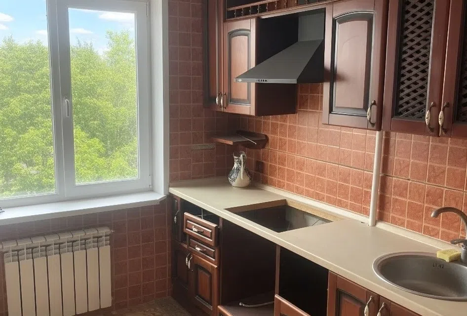 Продаётся 3-комнатная квартира, 57.3 м²