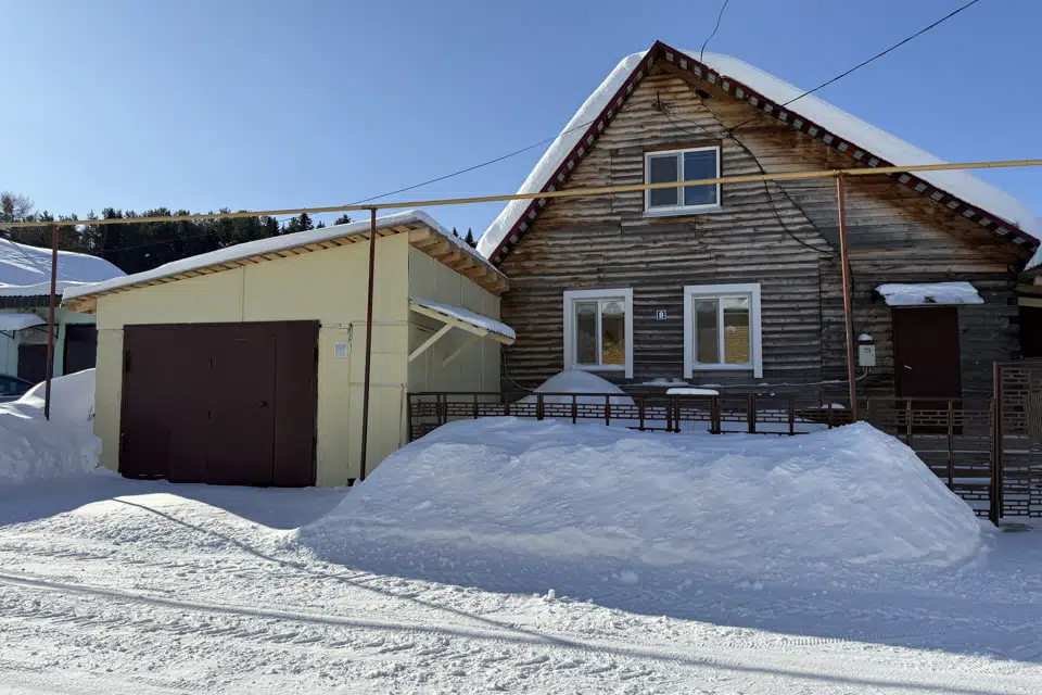 Продаётся 2-этажный дом, 105.4 м²