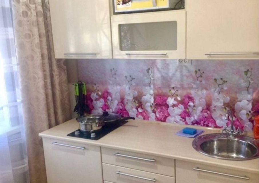 Продаётся 3-комнатная квартира, 60.3 м²