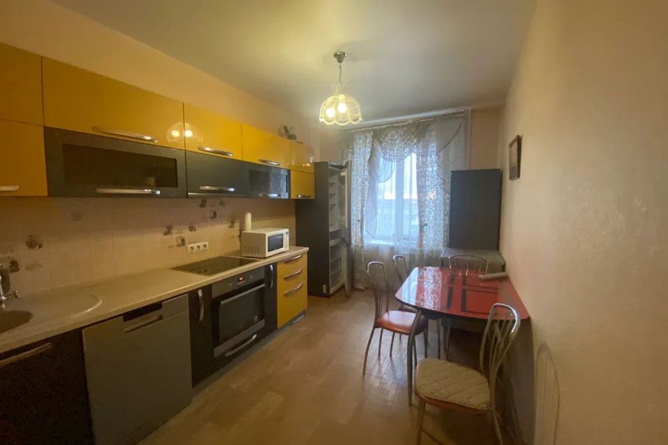 Сдаётся 2-комнатная квартира, 55 м²