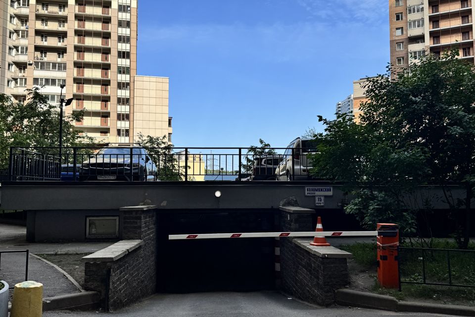 Продаётся 3-комнатная квартира, 107 м²