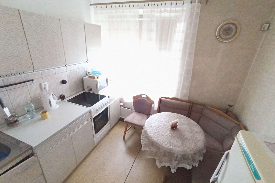 Продаётся 3-комнатная квартира, 59.5 м²