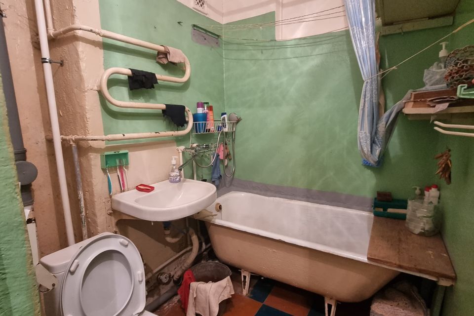 Продаётся 3-комнатная квартира, 60.5 м²