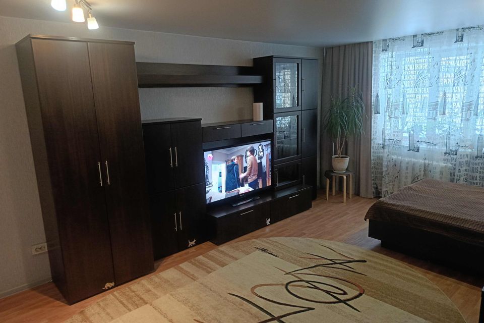Продаётся 1-комнатная квартира, 51.7 м²
