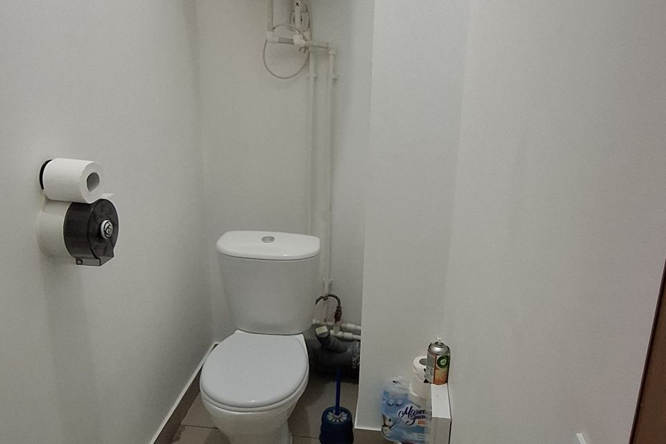 Продаётся 2-комнатная квартира, 64.1 м²