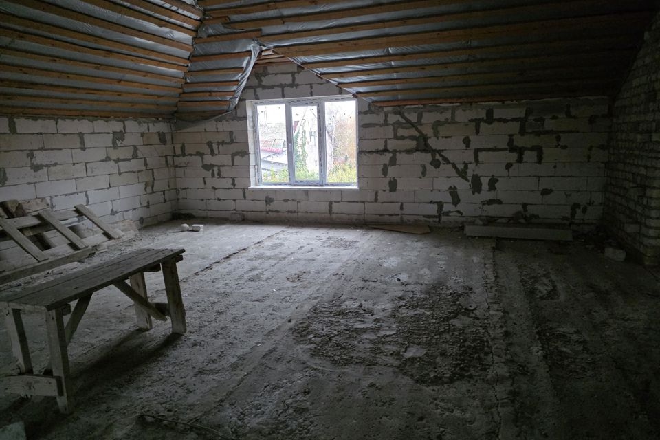 Продаётся 2-этажный дом, 270 м²