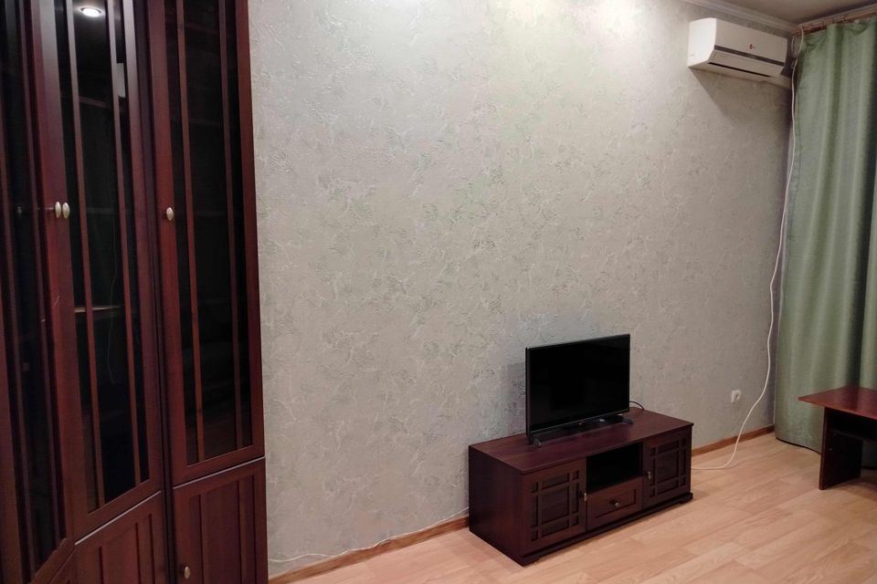 Сдаётся 2-комнатная квартира, 60 м²