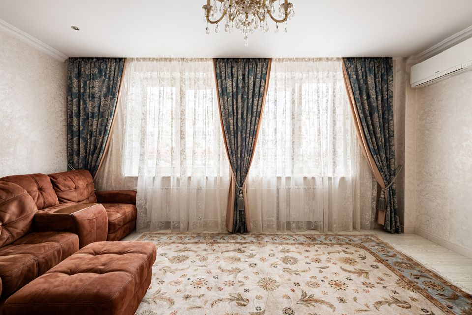 Продаётся 3-комнатная квартира, 90.8 м²