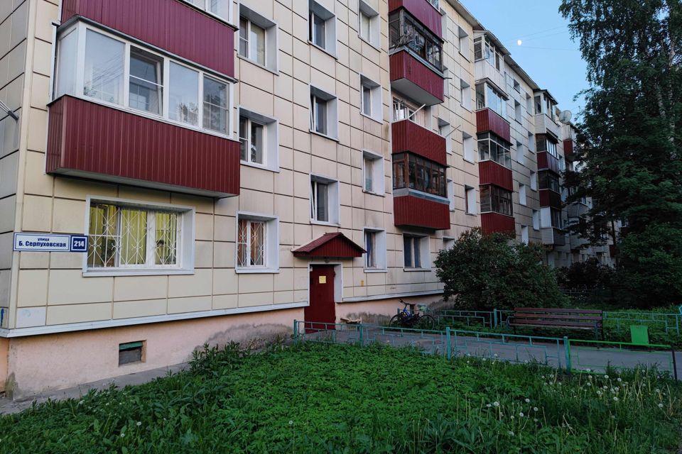 Продаётся 3-комнатная квартира, 57 м²