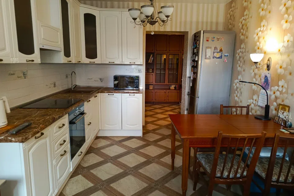 Продаётся 2-комнатная квартира, 63.99 м²