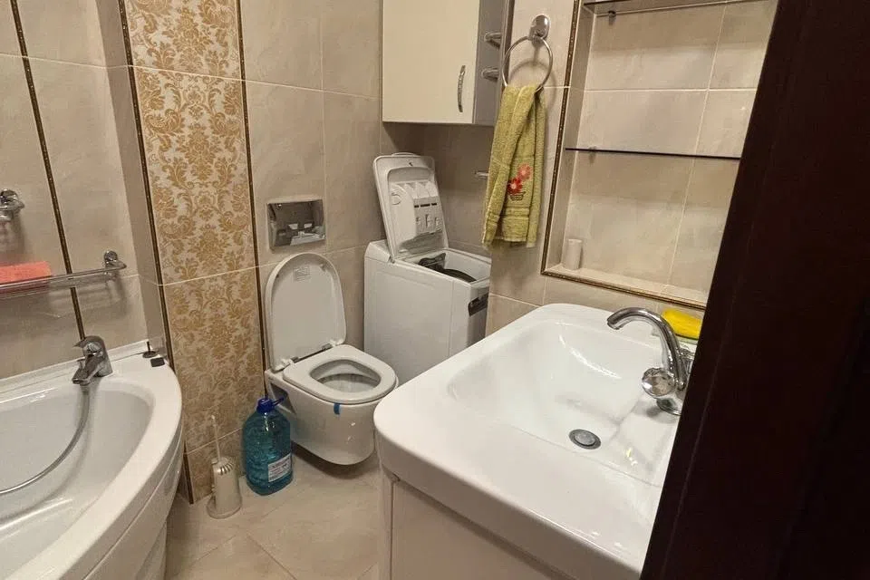 Продаётся 2-комнатная квартира, 56 м²