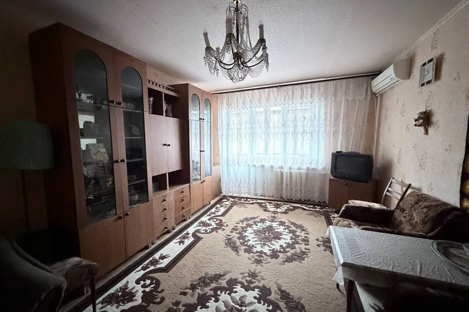 Продаётся 3-комнатная квартира, 63 м²