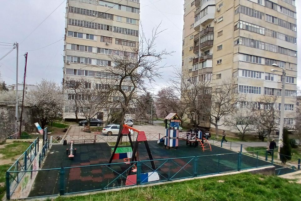 Продаётся 2-комнатная квартира, 49.7 м²