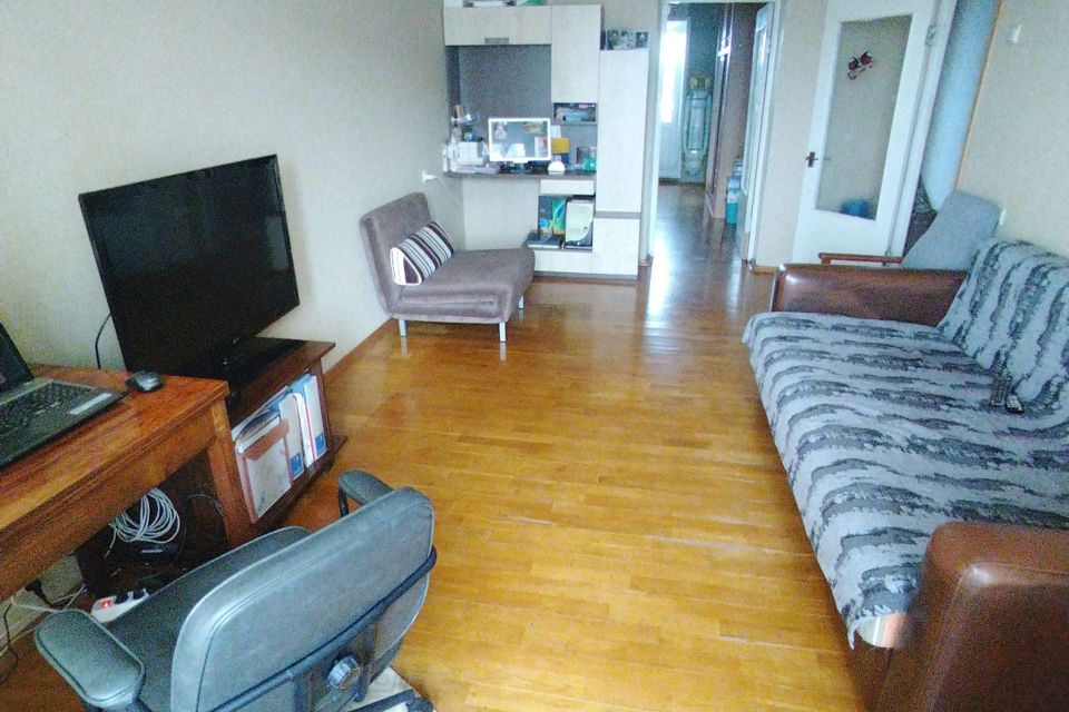 Продаётся 2-комнатная квартира, 56 м²