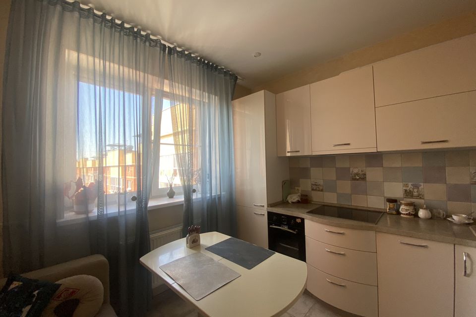 Продаётся 2-комнатная квартира, 57.1 м²