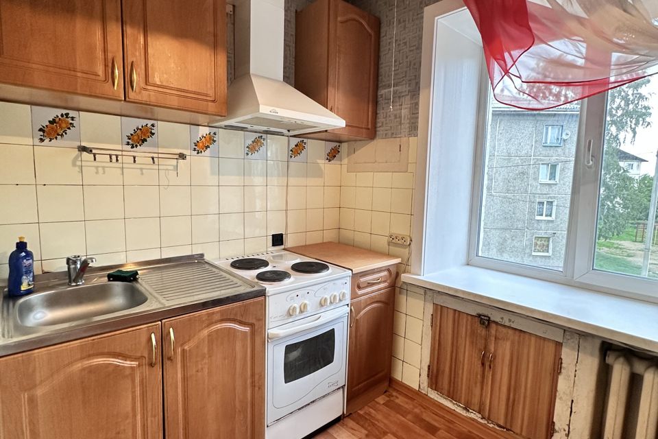 Продаётся 3-комнатная квартира, 56.7 м²