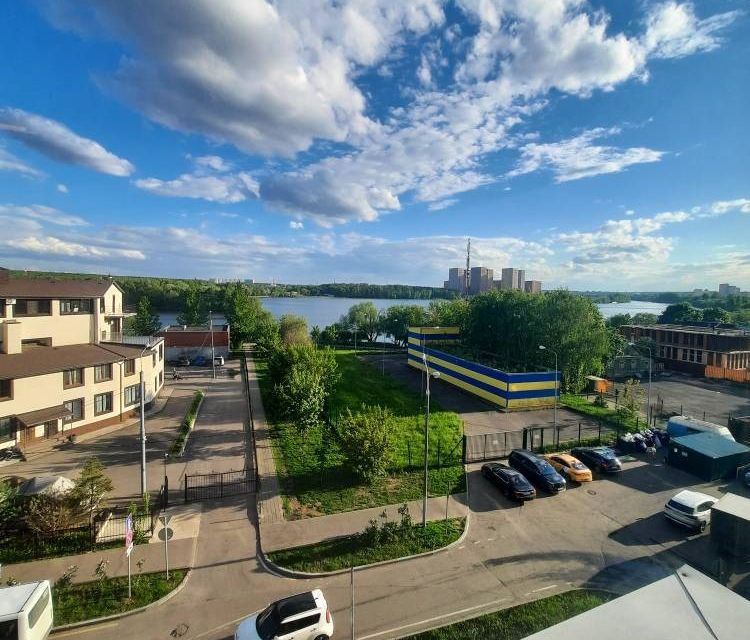 Продаётся 4-комнатная квартира, 120.5 м²