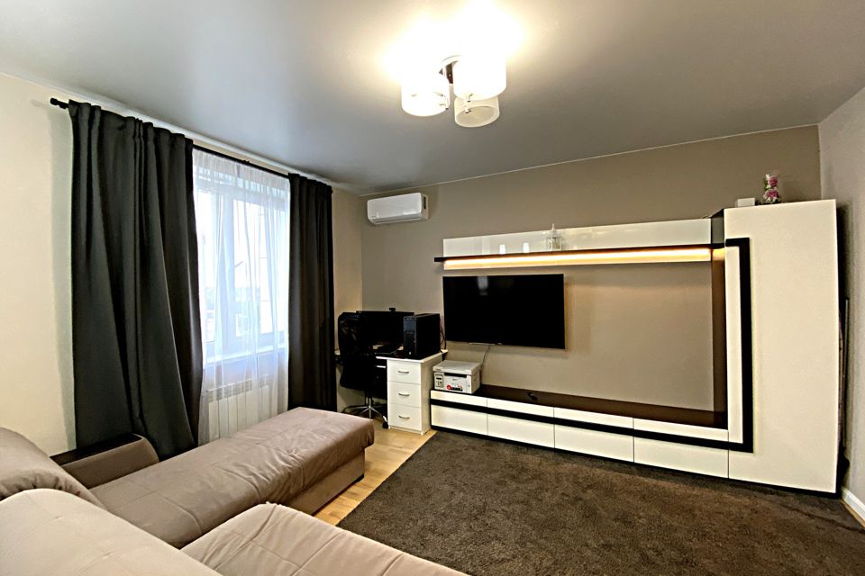 Продаётся 2-комнатная квартира, 56 м²