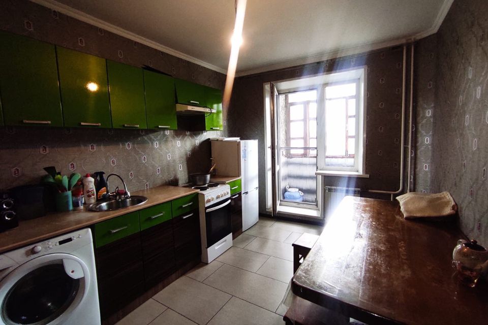 Продаётся 4-комнатная квартира, 76.9 м²