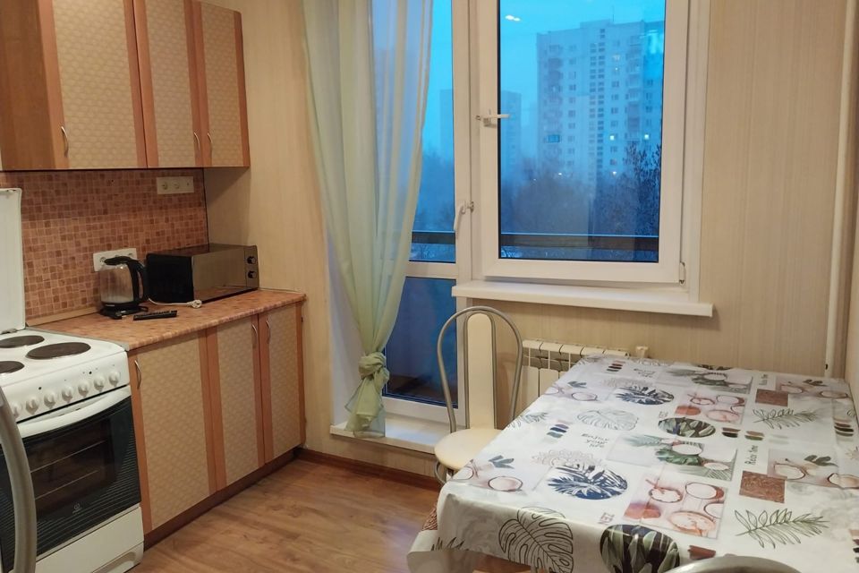 Сдаётся 1-комнатная квартира, 40 м²