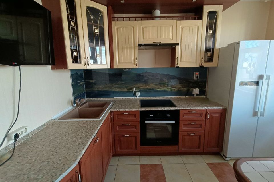 Продаётся 3-комнатная квартира, 81.8 м²