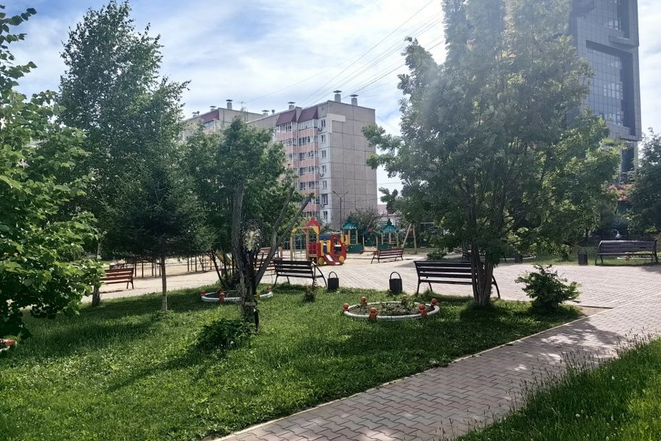 Продаётся 1-комнатная квартира, 44 м²