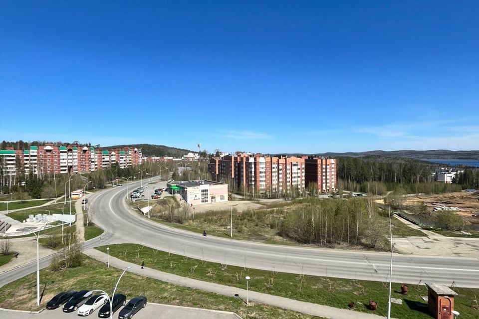 Продаётся 3-комнатная квартира, 69.7 м²