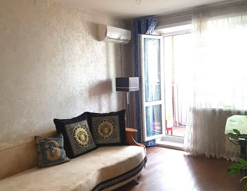 Сдаётся 2-комнатная квартира, 50 м²