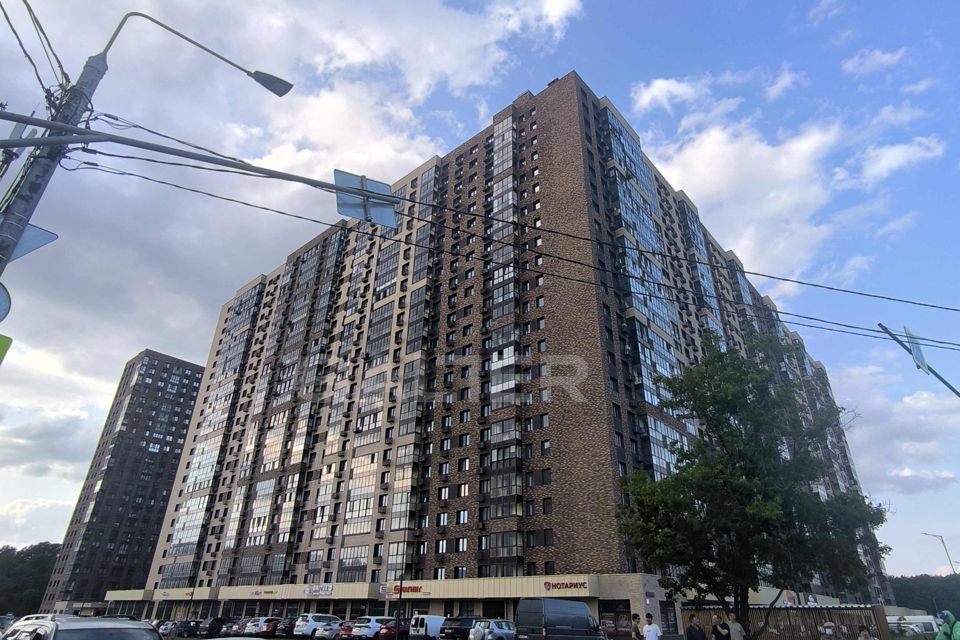 Продаётся 1-комнатная квартира, 43.9 м²