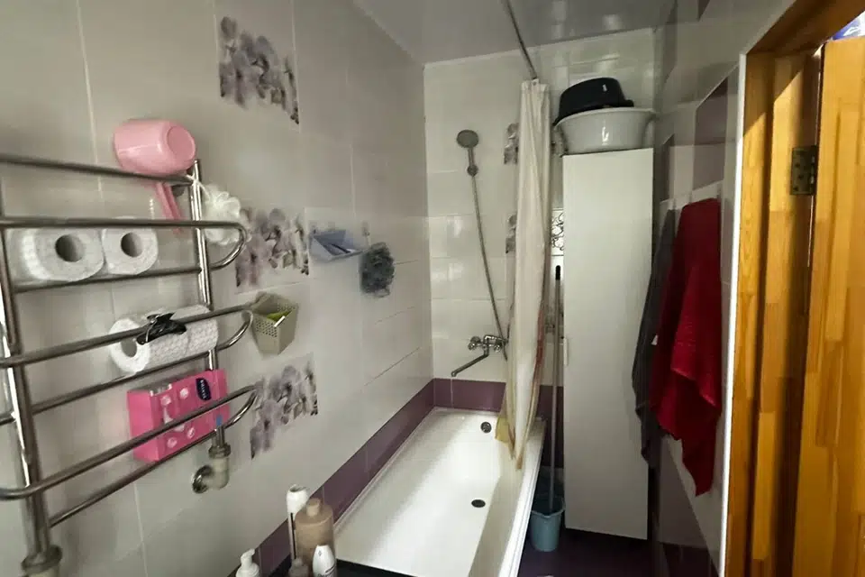 Продаётся 3-комнатная квартира, 57.5 м²