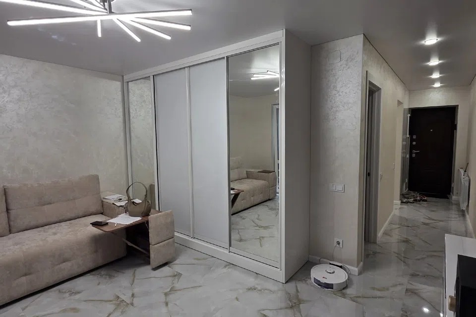 Продаётся 1-комнатная квартира, 38 м²