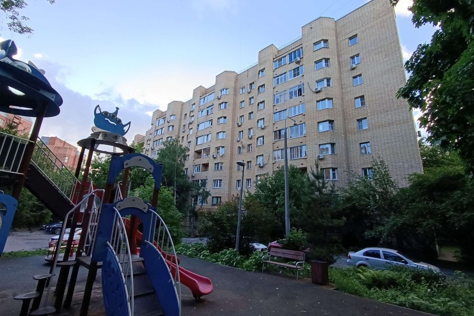 Продаётся 3-комнатная квартира, 69.9 м²