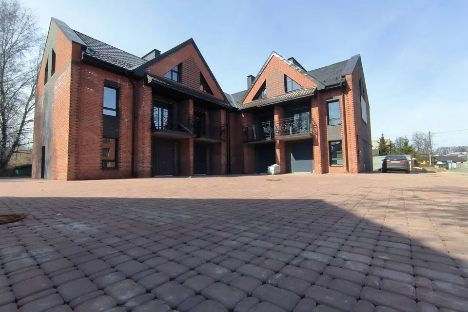 Продаётся таунхаус, 3-эт., 140.9 м²