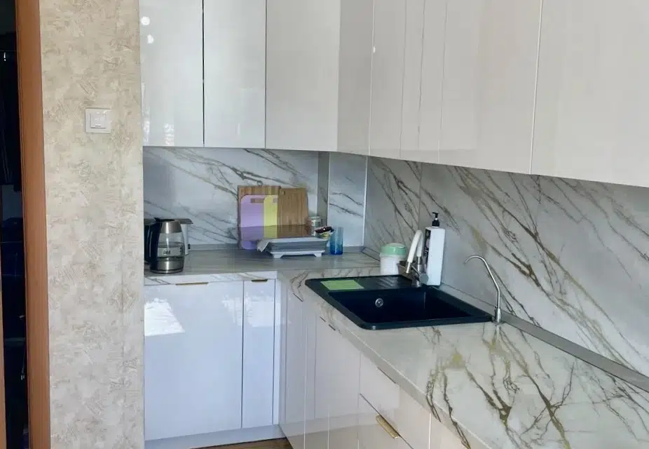 Продаётся 2-комнатная квартира, 50.5 м²
