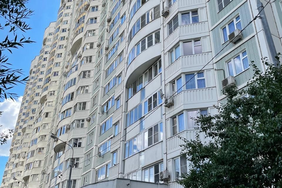 Продаётся 2-комнатная квартира, 58.6 м²