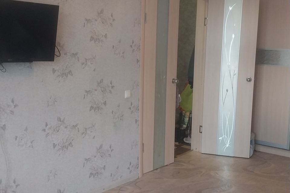 Продаётся 1-комнатная квартира, 43 м²